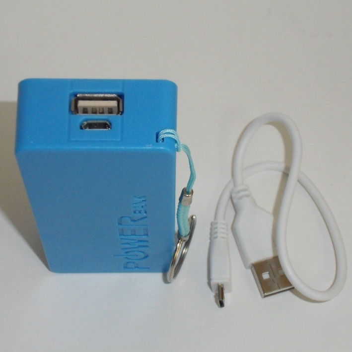 ������������� power bank UD-8 �� 5600 mAh.